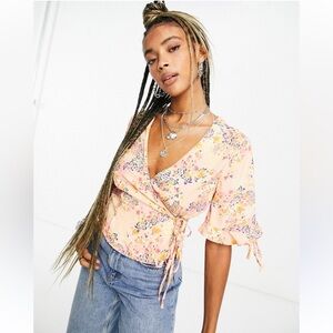 Topshop Floral Wrap Kimono Top in Pale Pink Size 6